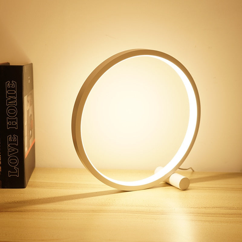 Redo Minimalistische Tischlampe mit Touch-Funktion