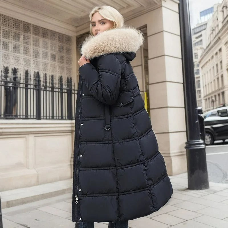 Sophia Luxuriöse Lange Winterjacke mit Kapuze