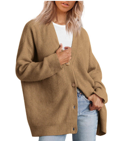 Übergroße Strickjacke mit Knopfleiste