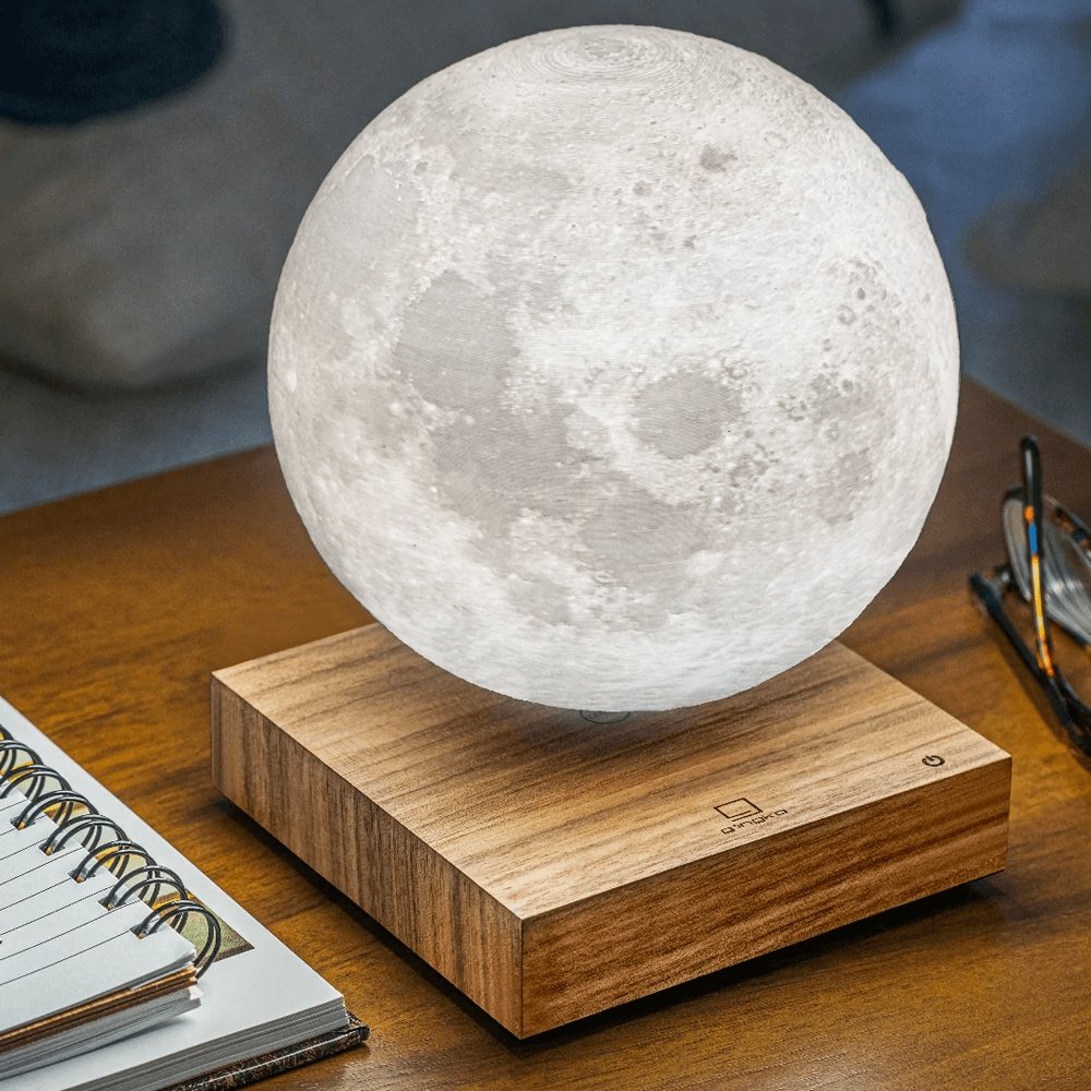 levitating-original-moon-lamp-174800.jpg